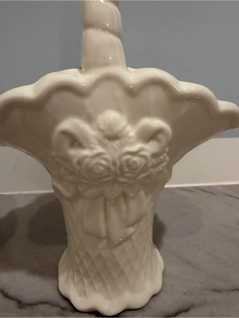 Porcelain White Floral Ceramic Vase and Basket Set